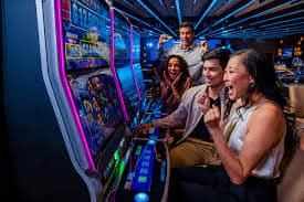Koleksi game slot online vso777 dengan berbagai tema menarik tersedia untuk pengguna dewasa Indonesia